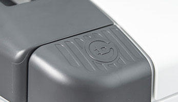 Twin Aquawash, автоматическая смотка сетевого шнура и большой радиус действия для удобной уборки от одной розетки