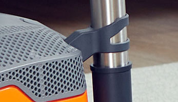 THOMAS Pet&Family Parquet Pro vacuum cleaner, easy attachment of the telescopic tube to the body when parked
