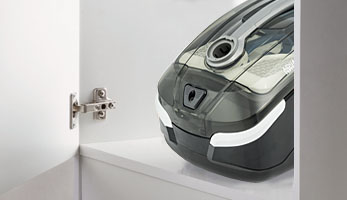 Thomas Parkett Master XT - компактність для зручного зберігання Мийний пилосос Thomas Parkett Master XT - компактні розміри дозволяють зберігати прилад у шафі