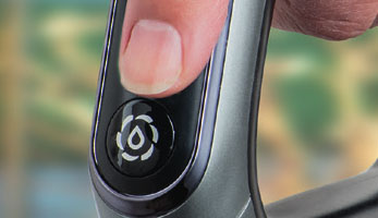 AquaFloorCleaner Cordless, кнопка ввімкнення режиму стерилізації та самоочищення Акумуляторний мийний пилосос AquaFloorCleaner Cordless, режими стерилізації та самоочищення для вашого комфорту