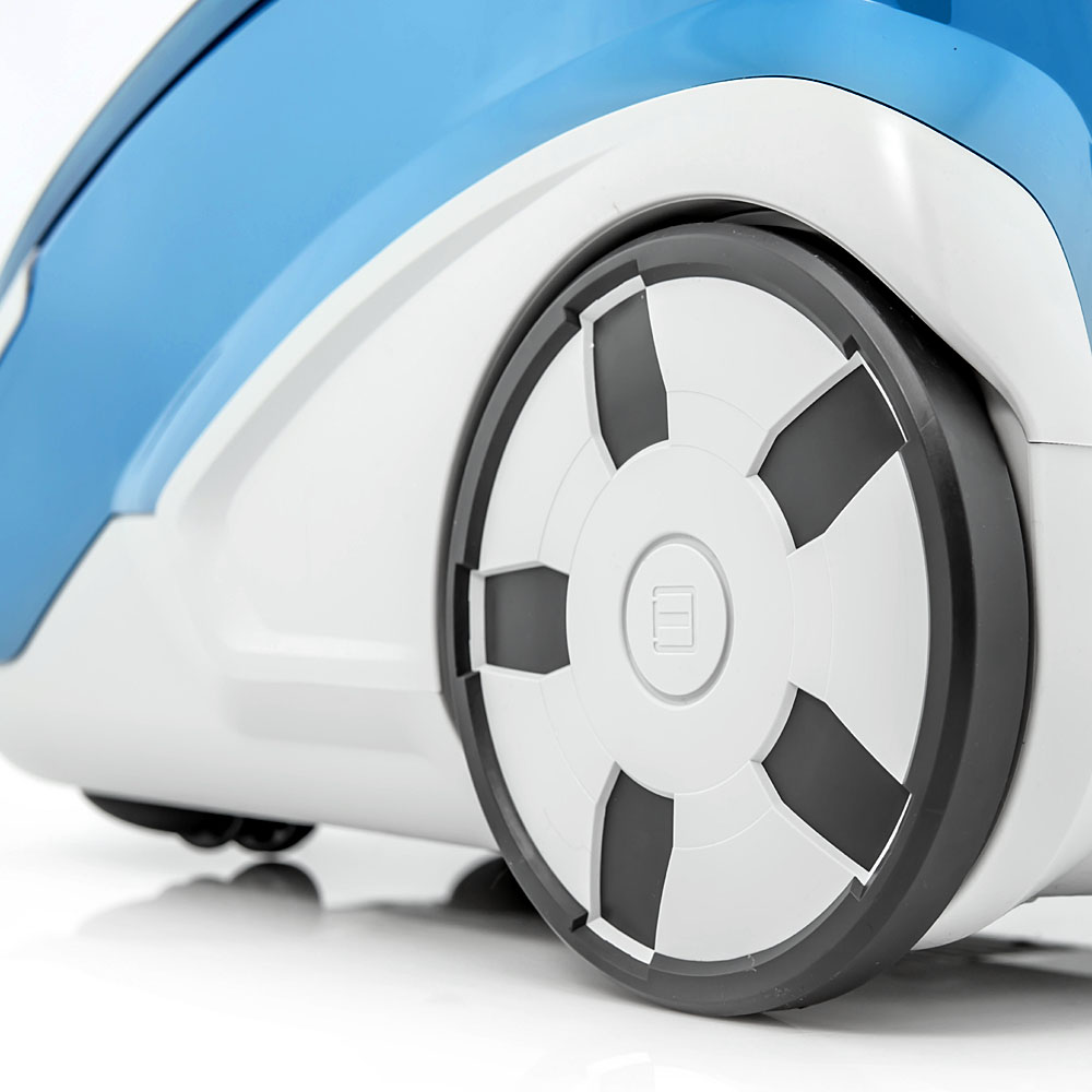 THOMAS Mistral XS, large rear wheel for easy overcoming of obstacles. 