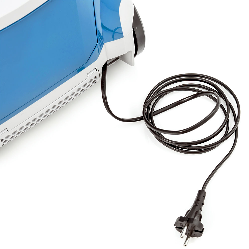 THOMAS Mistral XS, long power cord for large range.