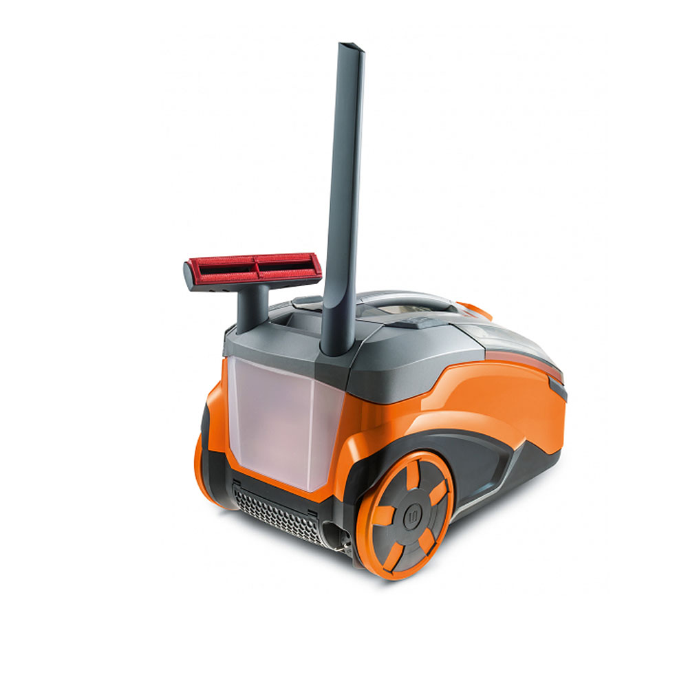 Pet&Family Parquet Pro, small nozzles are inserted into the sockets on the body for easy access 
