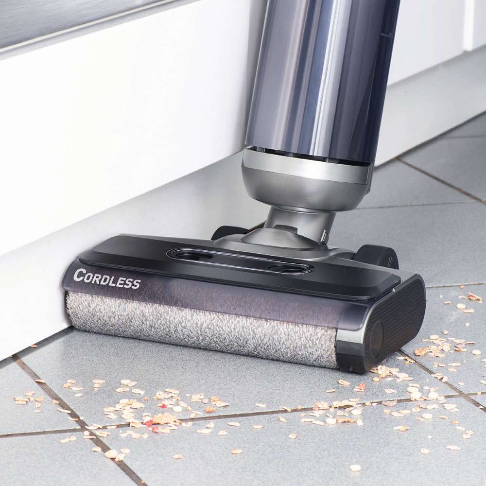 AquaFloorCleaner Cordless, ретельне прибирання під стінами AquaFloorCleaner Cordless, ретельне прибирання в кутах та під стінами завдяки конструкції мийного валика